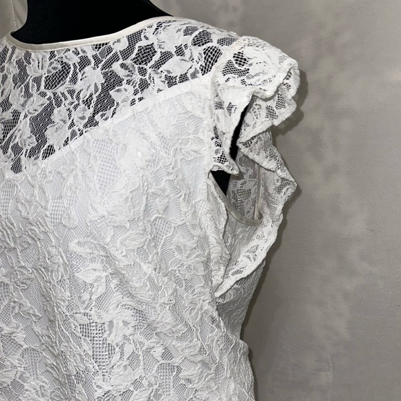 New Sleeveless Lace Top White House Black Market NWT - Picture 4 of 5